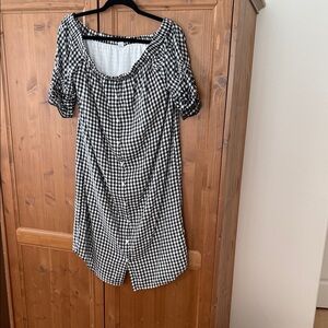 Black and White Gingham Women's dress with exelet embroidered sleeves